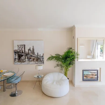 Beautiful Apartment Amazing Views And Pool *