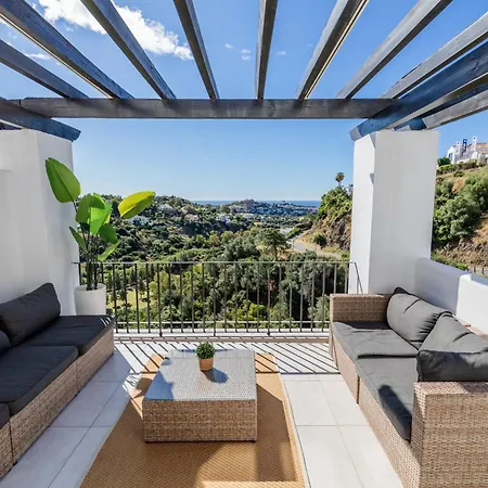 Beautiful Apartment Amazing Views And Pool Malaga