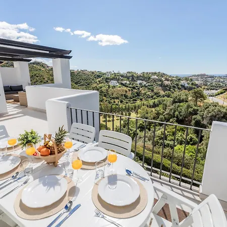 Beautiful Apartment Amazing Views And Pool * Malaga
