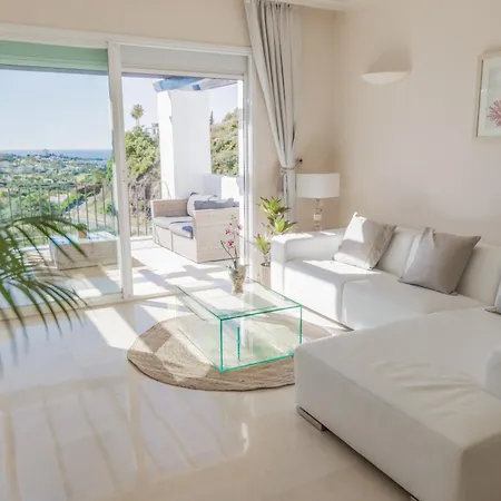 Beautiful Apartment Amazing Views And Pool Apartment
